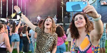 Disfrutando con el ambiente / FOTO: Eulogio Gacía