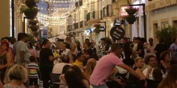 Ambiente en las calles del centro por la Noche Blanca / FOTO: Ayto.