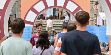 Arcos de herradura ambientando la plaza de la Catedral / FOTO: Eulogio García