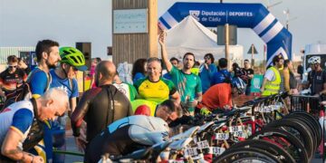 Ambiente en el triatlón del pasado verano / FOTO: Ayto.