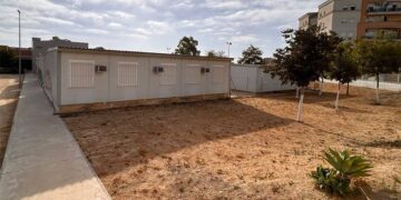 Las aulas en barracones del IES Lola Flores / FOTO: IU