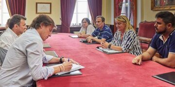 Reunión entre la asociación y el alcalde celebrada en julio / FOTO: Ayto.