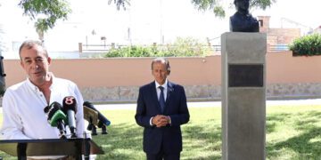 El nieto del que fuera alcalde interviene en el acto / FOTO: Ayto.