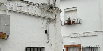 Simbología falangista presente en calles de la ciudad / FOTO: IU