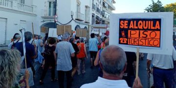 En la manifestación contra la turistificación celebrada este verano / FOTO: IU