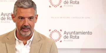 El alcalde socialista en rueda de prensa / FOTO: Ayto.