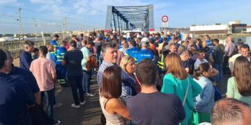 Una reciente protesta de la plantilla de Navantia San Fernando y de la contrata afectada / FOTO: Eulogio García
