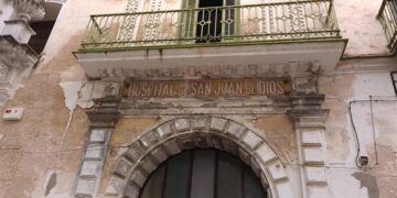 Detalle de la fachada actual del edificio histórico / FOTO: DBC