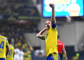 El doblete de Álex Fernández no sirvió para nada / FOTO: Cádiz CF