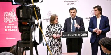 Presentando la convocatoria de los renovados premios / FOTO: Ayto.