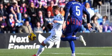 El primer gol de Ontiveros, clave en la victoria / FOTO: Cádiz CF