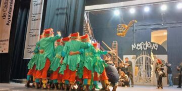 Posados tras una sesión de preliminares / FOTO: DBC