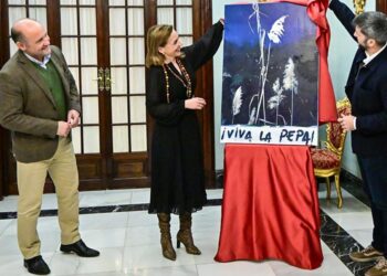 Desvelando el cartel de este 19-M de 2025 / FOTO: Eulogio García