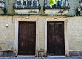 Las dos fincas de Mina a la espera de rehabilitación / FOTO: Eulogio García