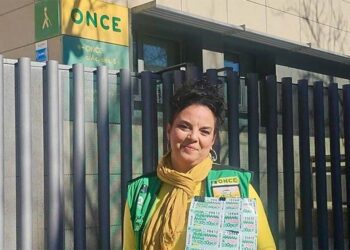 Inma vende cupones desde hace ocho años / FOTO: ONCE