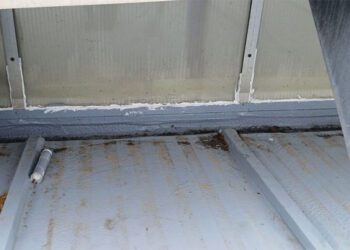 Restos del sellado acometido por personal de una subcontrata del IMD / FOTO: AO