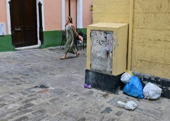 El incivismo presente en pleno centro histórico / FOTO: Eulogio García