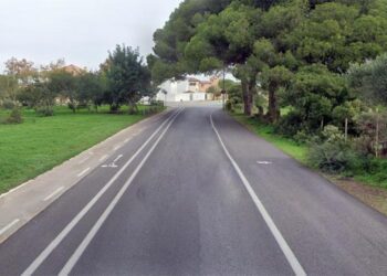 Detalle del tramo de calle ahora con un único sentido / FOTO: AxSí