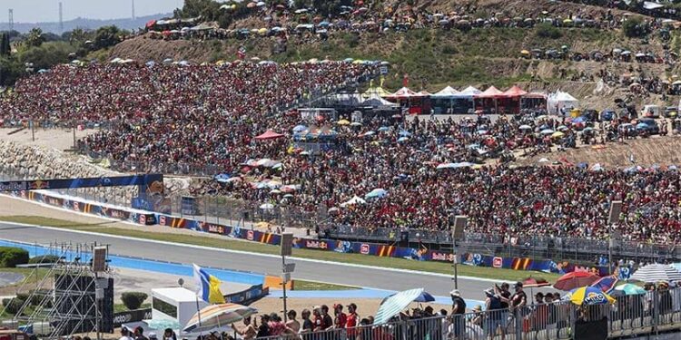 Llenazo en el circuito en la mañana del domingo / FOTO: Circuito de Jerez