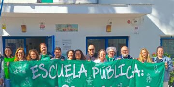 Concentrados en el IES Botánico / FOTO: PSOE