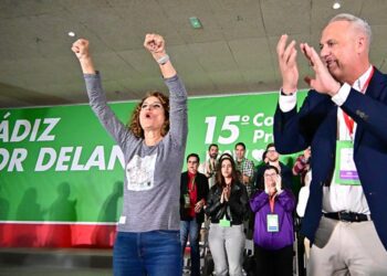Momentos de euforia al inicio del cónclave / FOTO: Eulogio García
