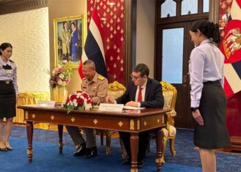 La firma del contrato en Tailandia / FOTO: Navantia