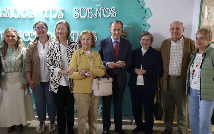 Uno de los posados de la mañana conmemorativa / FOTO: Ayto.
