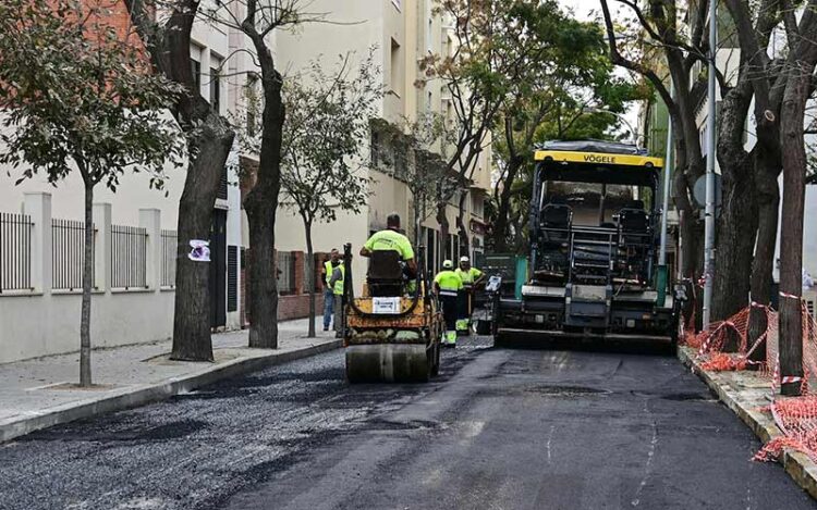 Trabajos de asfaltado en Bahía Blanca en 2023 / FOTO: Eulogio García