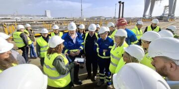 Un momento de la visita a la factoría de Matagorda / FOTO: CSIF