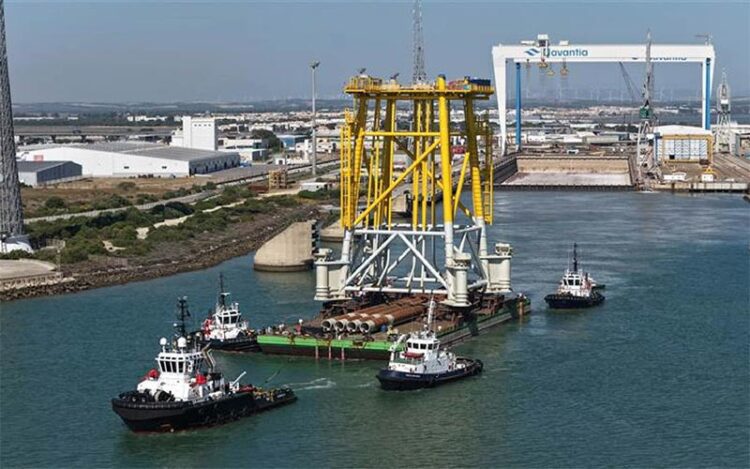 La plataforma saliendo de Matagorda / FOTO: Navantia