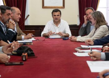Un momento de la reunión interna presidida por el alcalde / FOTO: Ayto.