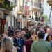 Calle céntrica y comercial en jornada de cruceros / FOTO: Eulogio García