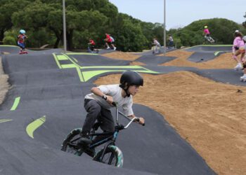 Primeros usuarios del circuito roteño / FOTO: Ayto.