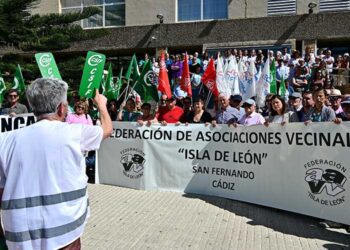 Un momento de la concentración de Marea Blanca / FOTO: Eulogio García