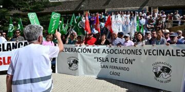 Un momento de la concentración de Marea Blanca / FOTO: Eulogio García