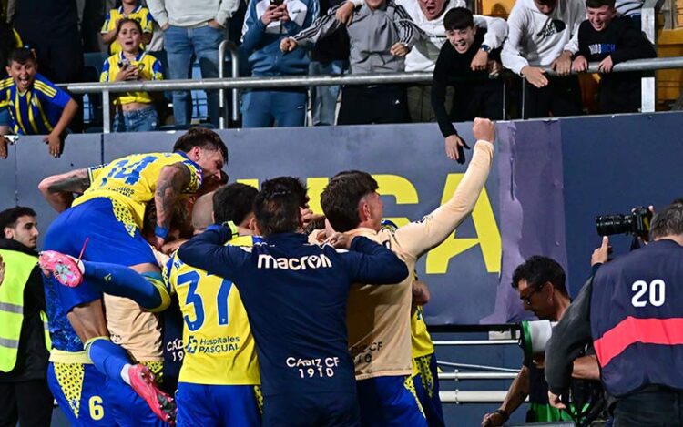 Celebrando el gol de Chust / FOTO: Eulogio García