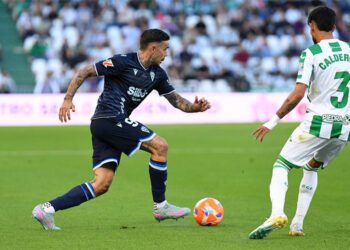 Roger Martí, como delantero titular / FOTO: Cádiz CF