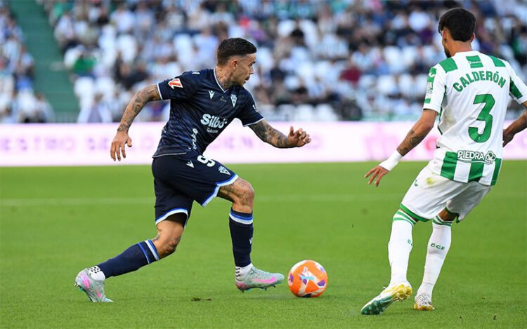 Roger Martí, como delantero titular / FOTO: Cádiz CF