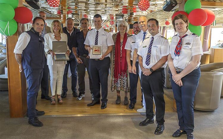 Se han entregado diferentes metopas por el aniversario / FOTO: APBC