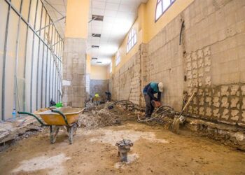 Actuando en uno de los laterales de la plaza / FOTO: Ayto.