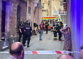 Un momento de tensión de la intervención / FOTO: Ereagafoto