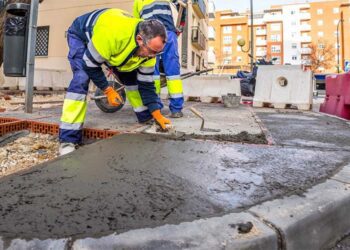 Operarios de la contrata de Mantenimiento Urbano / FOTO: Ayto.