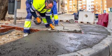 Operarios de la contrata de Mantenimiento Urbano / FOTO: Ayto.