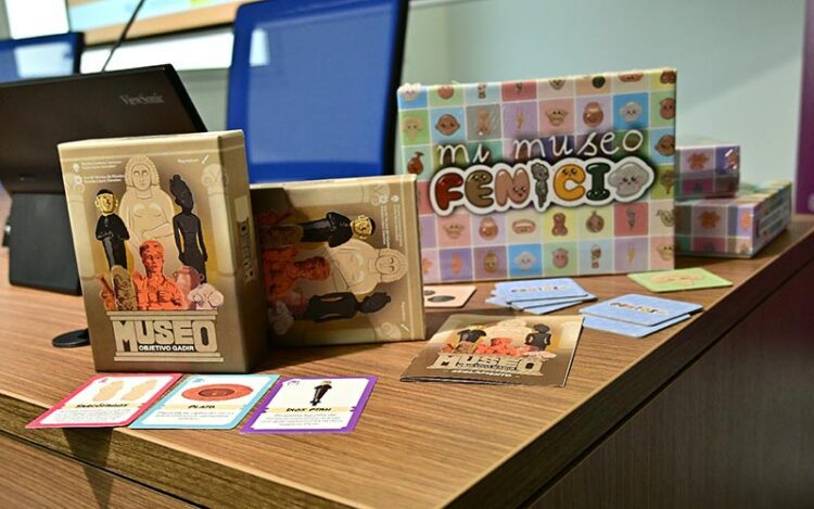 Los dos juegos de mesa en su presentación pública / FOTO: Eulogio García