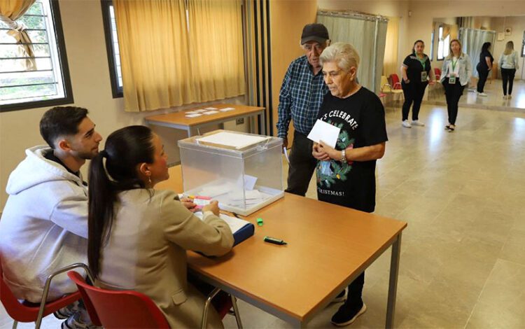 "Normalidad" durante el domingo electoral / FOTO: Ayto.