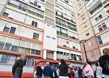 Durante el pasado desahucio de Tamara también en Guillén Moreno / FOTO: Eulogio García