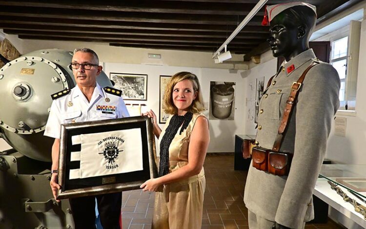 Simbólico acto de recepción del maniquí / FOTO: Eulogio García