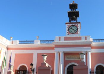 Detalle de la fachada del Consistorio puertorrealeño / FOTO: Ayto.