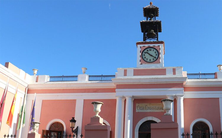 Detalle de la fachada del Consistorio puertorrealeño / FOTO: Ayto.