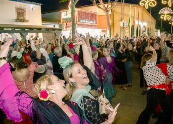 Sevillanas en la apertura de la feria / FOTO: Ayto.